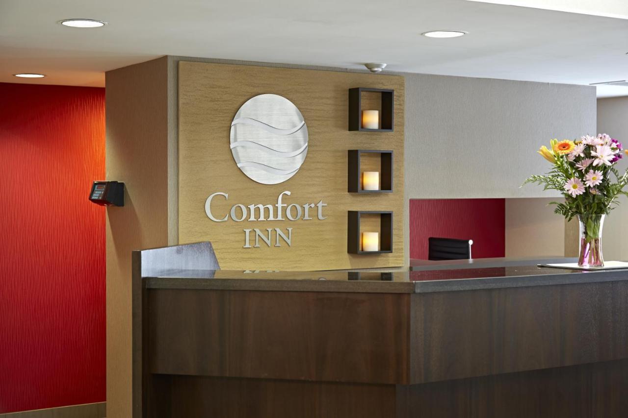 Comfort Inn Лаваль Экстерьер фото