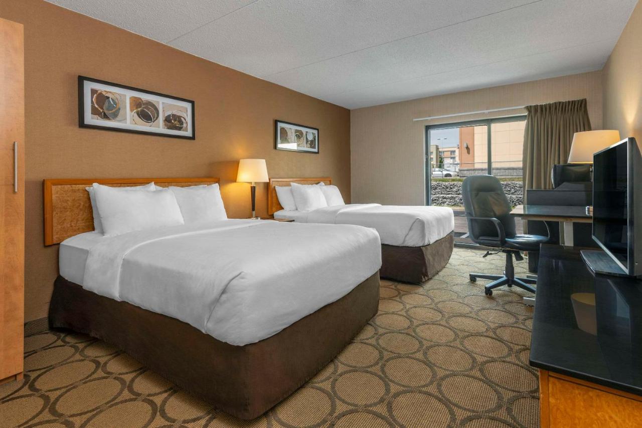 Comfort Inn Лаваль Экстерьер фото
