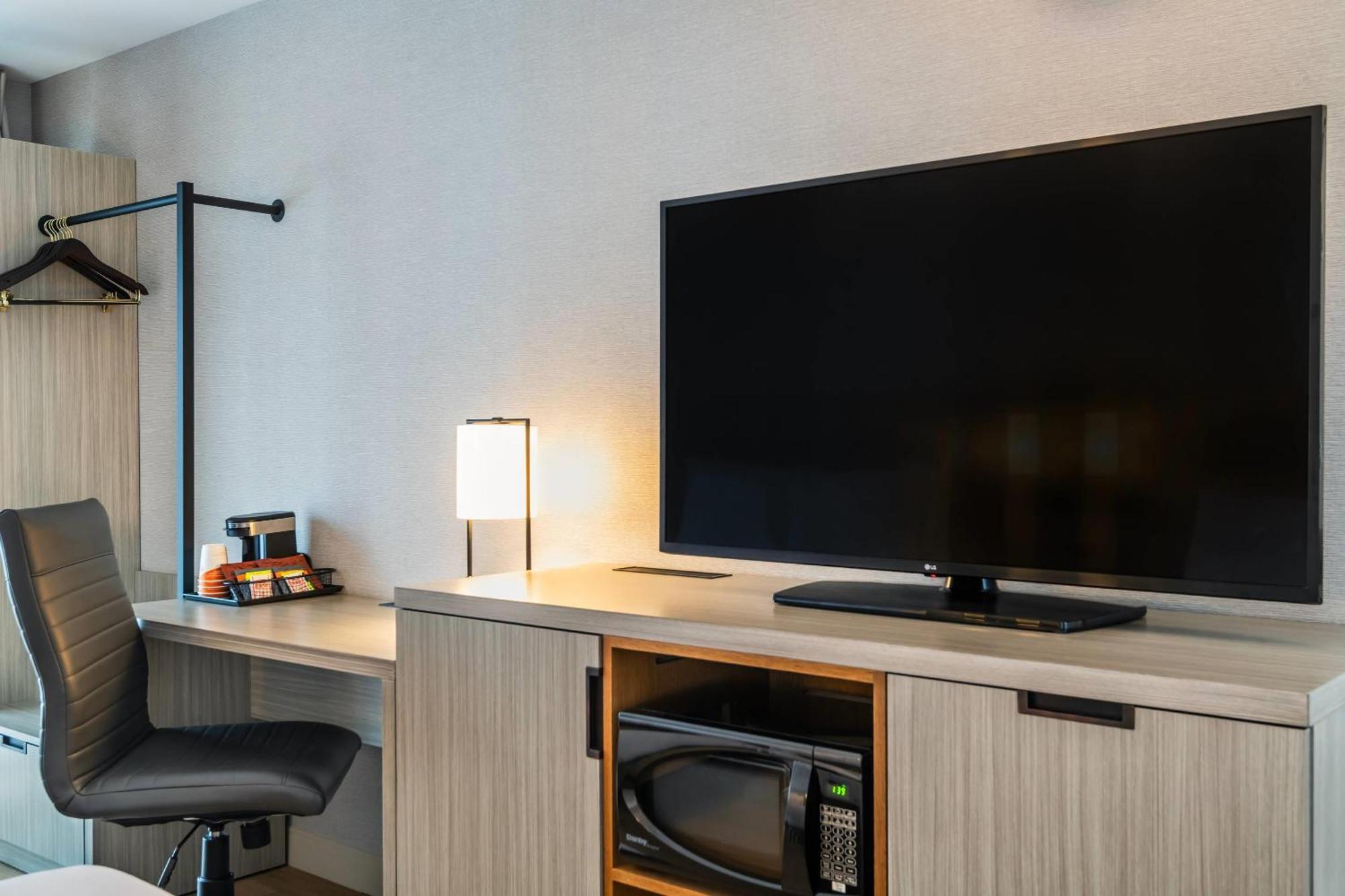 Comfort Inn Лаваль Экстерьер фото